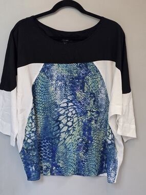 Gloria Vanderbilt Blue, Black & White Snake-Print Tunic Top